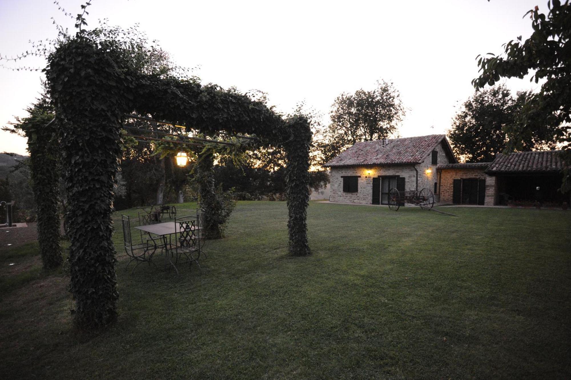Azienda Agraria Montelujano Gubbio Exterior foto